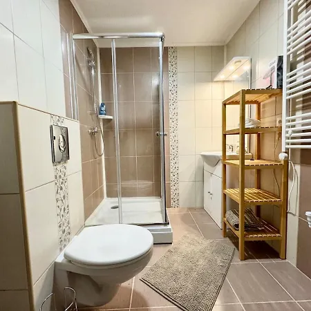 R5 Patio 2 Bedrooms Free Parking Budapest Exterior photo