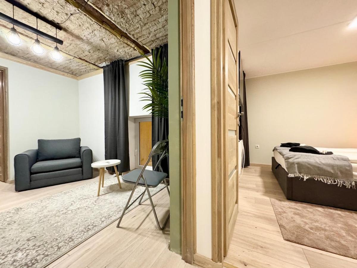 R5 Patio 2 Bedrooms Free Parking * Будапешт