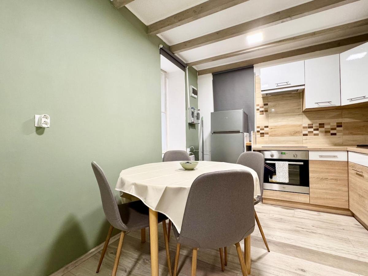 Апартаменты R5 Patio 2 Bedrooms Free Parking Будапешт