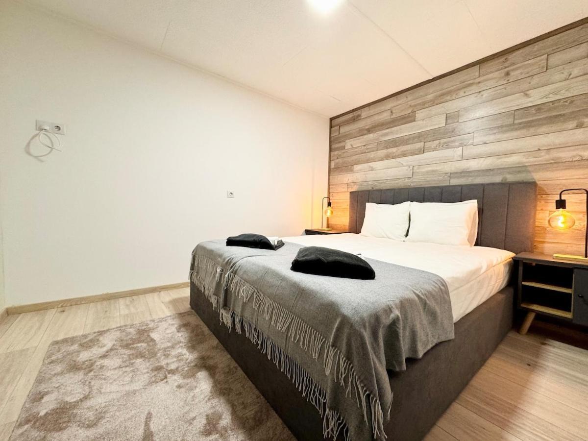 R5 Patio 2 Bedrooms Free Parking Апартаменты