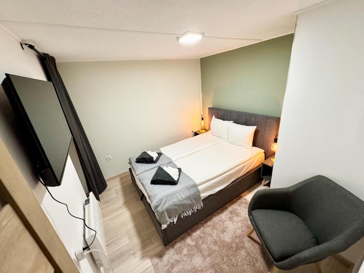 R5 Patio 2 Bedrooms Free Parking Appartement *